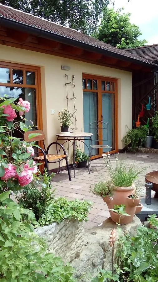 Apartment Mit Gartenblick Eckersdorf