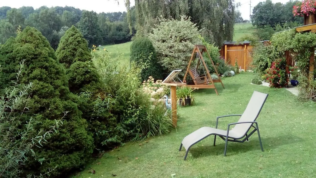 Apartment Mit Gartenblick Eckersdorf